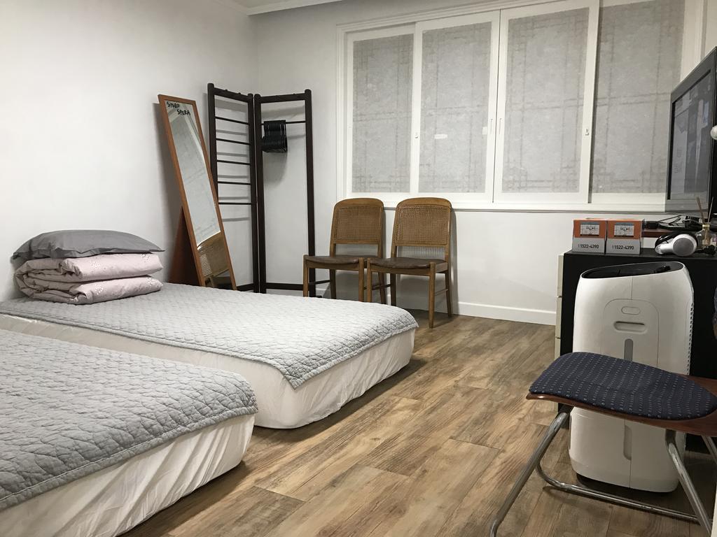 Apartment Pyeongchang Dong *