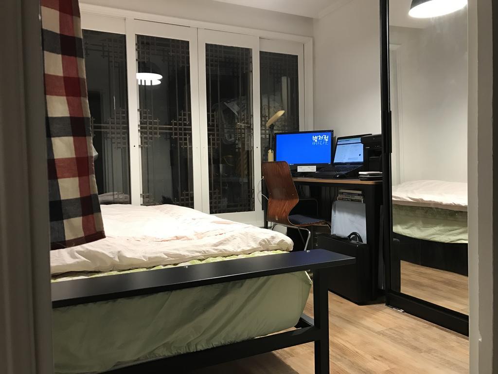 Apartment Pyeongchang Dong